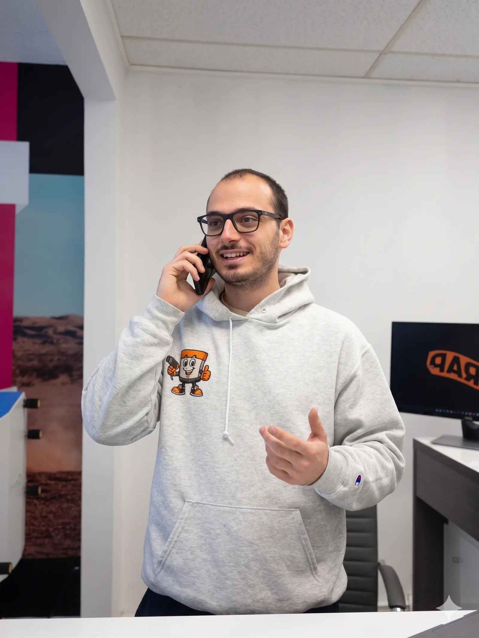 Efe Bilgin, Printwise founder, on the shop floor